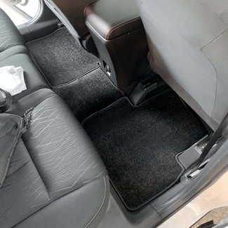 Ворсовые коврики на Mitsubishi Eclipse Cross 2017 - 2026 в Чебоксарах Ворсовые коврики на Mitsubishi Eclipse Cross 2017 - 2026 в Чебоксарах