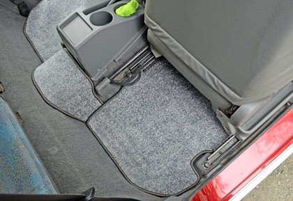 Ворсовые коврики на Suzuki Escudo I 1988 - 1997 в Чебоксарах Ворсовые коврики на Suzuki Escudo I 1988 - 1997 в Чебоксарах