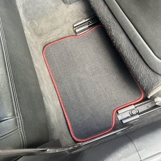 Ворсовые коврики на Renault Laguna III 2007 - 2015 в Чебоксарах Ворсовые коврики на Renault Laguna III 2007 - 2015 в Чебоксарах