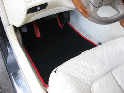 Ворсовые коврики на Mercedes CL (C215) 1998 - 2006 в Чебоксарах Ворсовые коврики на Mercedes CL (C215) 1998 - 2006 в Чебоксарах