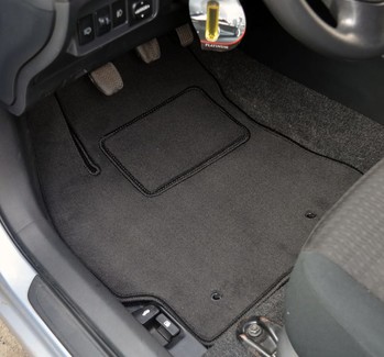 Ворсовые коврики на Toyota Corolla (E15) 2006 - 2013 в Чебоксарах Ворсовые коврики на Toyota Corolla (E15) 2006 - 2013 в Чебоксарах