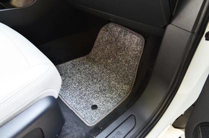 Ворсовые коврики на Land Rover Range Rover Evoque II 2018&nbsp;-&nbsp;2026 в Чебоксарах