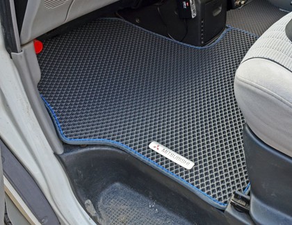 Ворсовые коврики на Mitsubishi Delica 4 1994&nbsp;-&nbsp;2007 в Чебоксарах