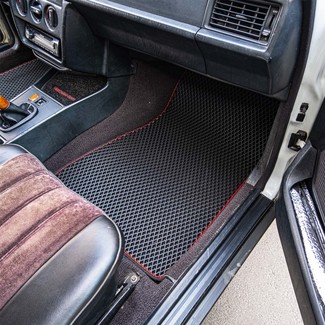 Ворсовые коврики на Mercedes 190 (W201) 1982 - 1993 в Чебоксарах Ворсовые коврики на Mercedes 190 (W201) 1982 - 1993 в Чебоксарах